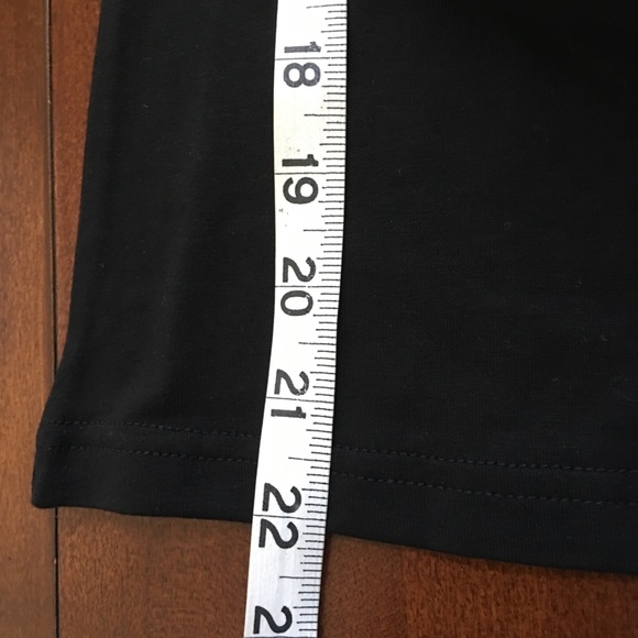 New Black and Gold Top - Picture 4 of 4